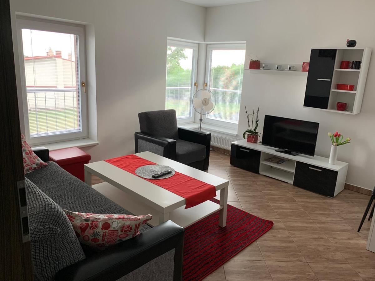 Apartmány Na Rozcestí Lomnice nad Popelkou Exterior foto