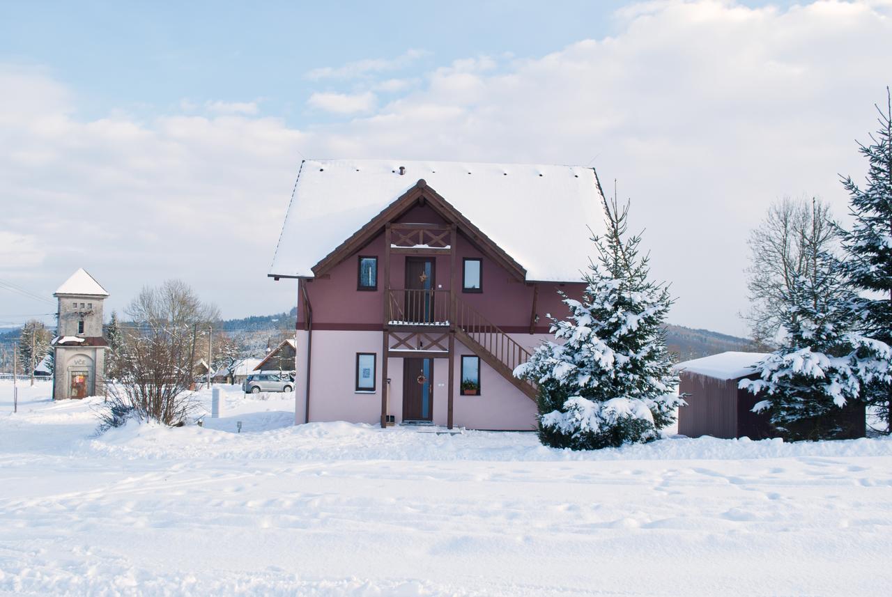 Apartmány Na Rozcestí Lomnice nad Popelkou Exterior foto