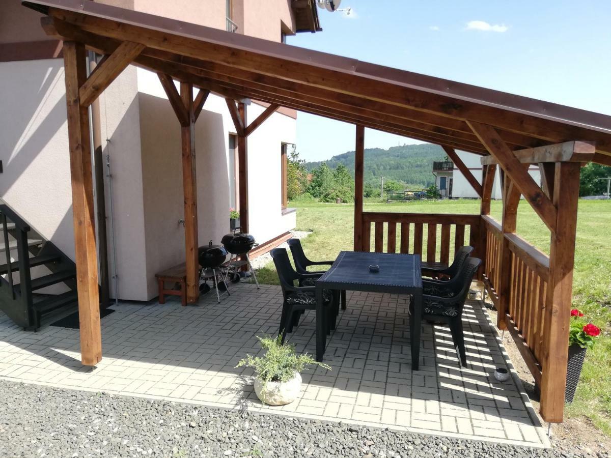 Apartmány Na Rozcestí Lomnice nad Popelkou Exterior foto