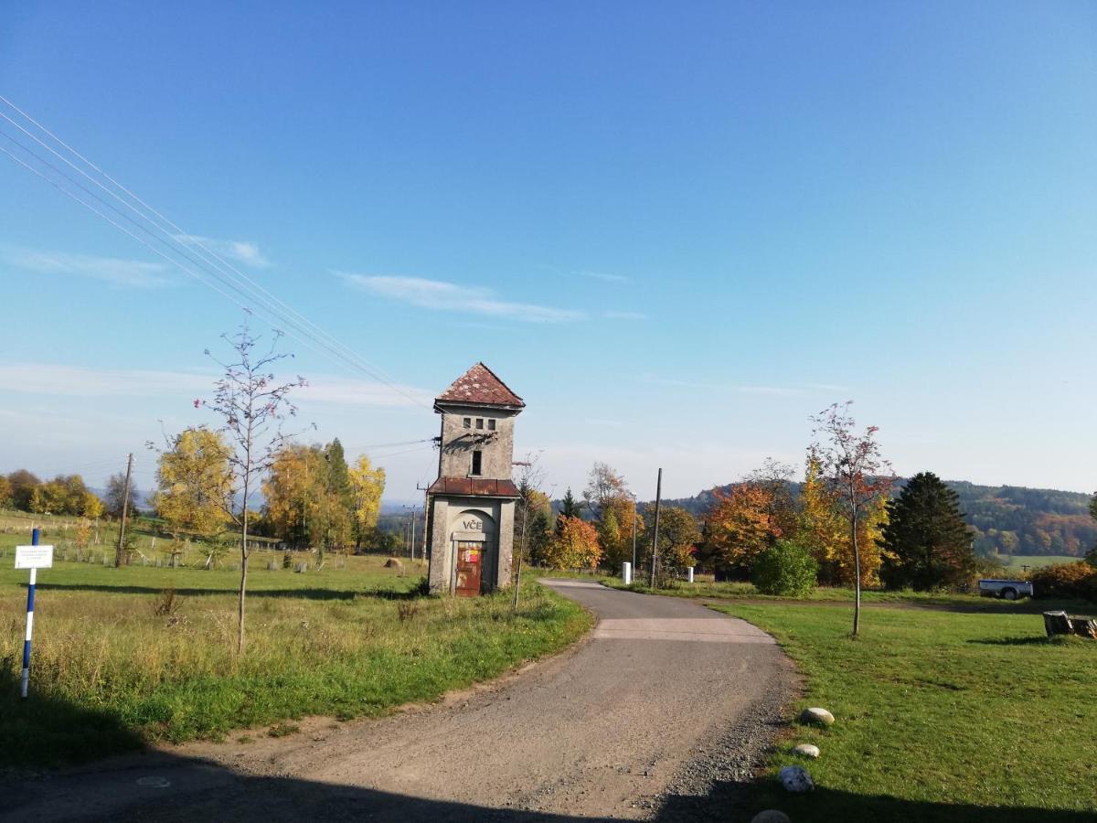 Apartmány Na Rozcestí Lomnice nad Popelkou Exterior foto